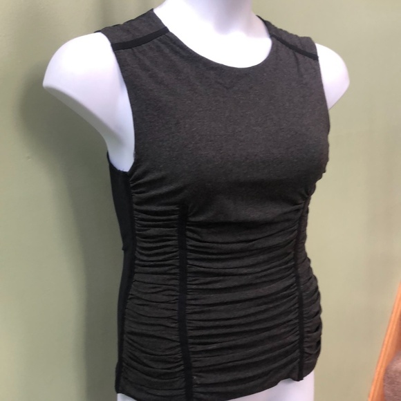 Dolce & Gabbana Tank Top SZ 44 - Picture 4 of 10